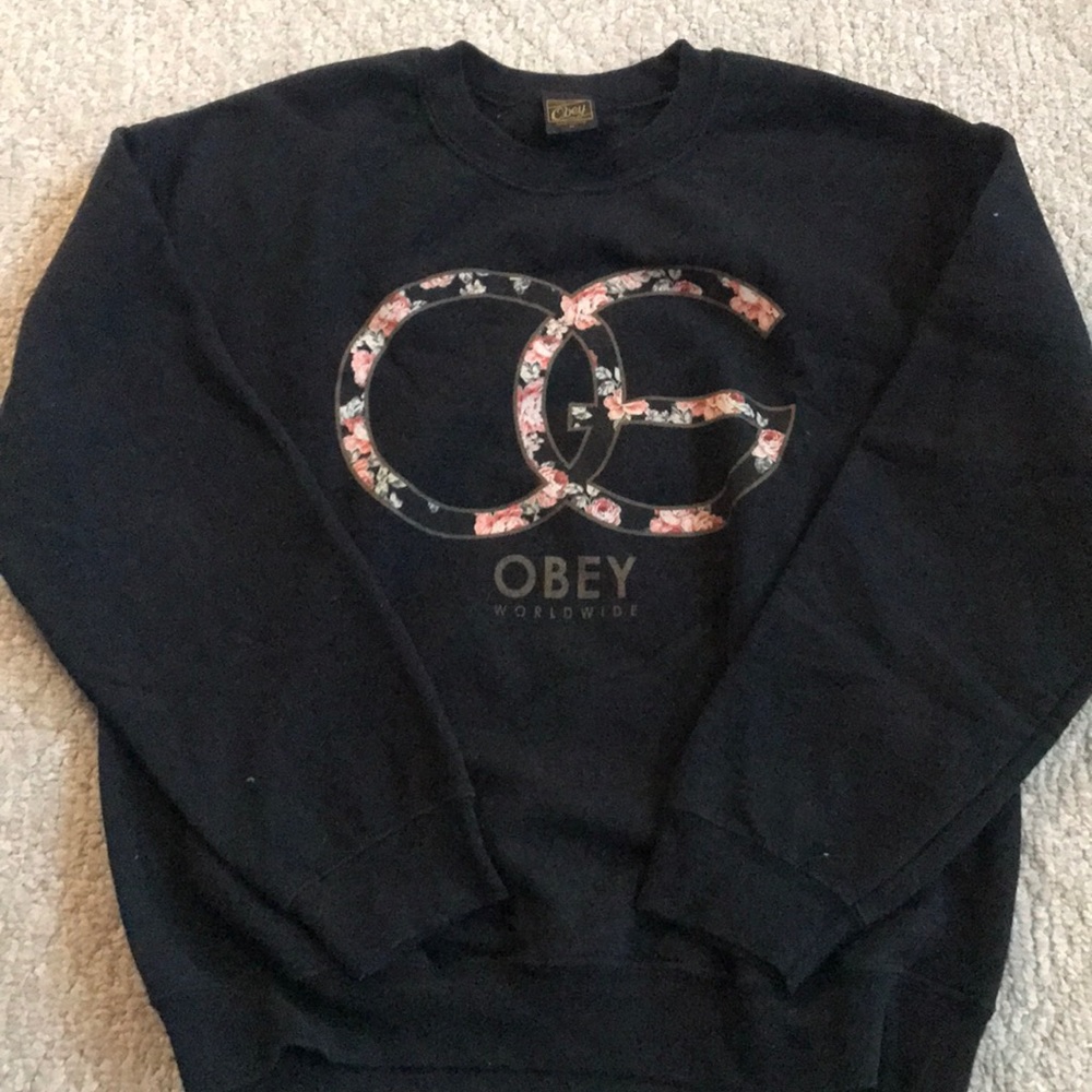 Obey crew neck hoodie